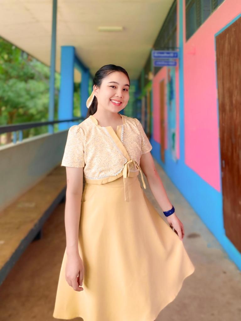 ครู อ้อนแอ้น