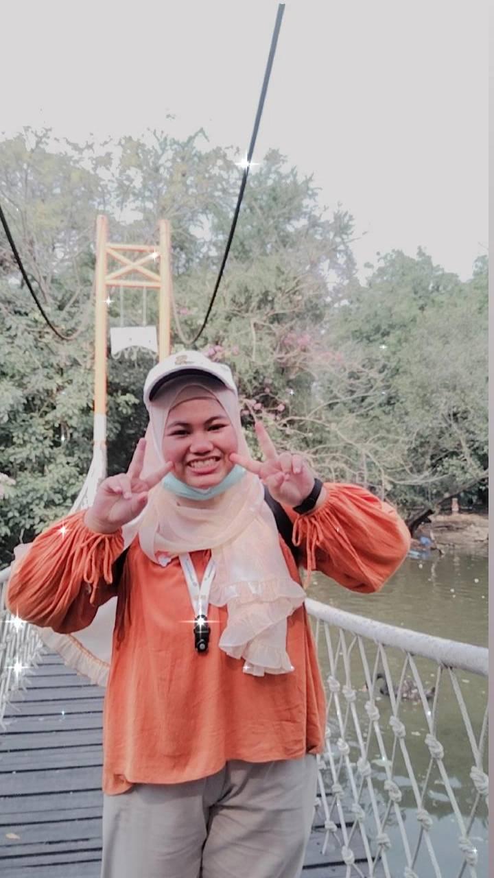 ครู นัส